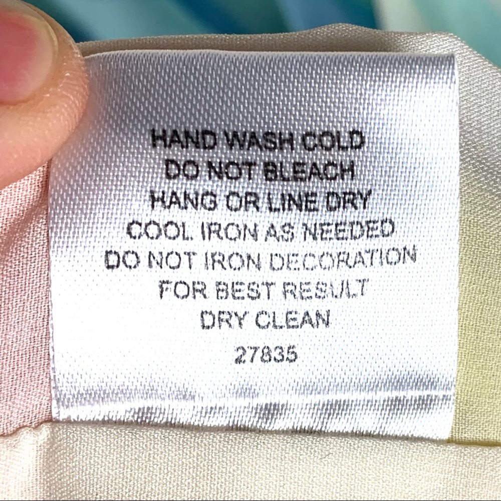 Romeo & Juliet Couture Women's Rainbow Top 1284 - Picture 4 of 5